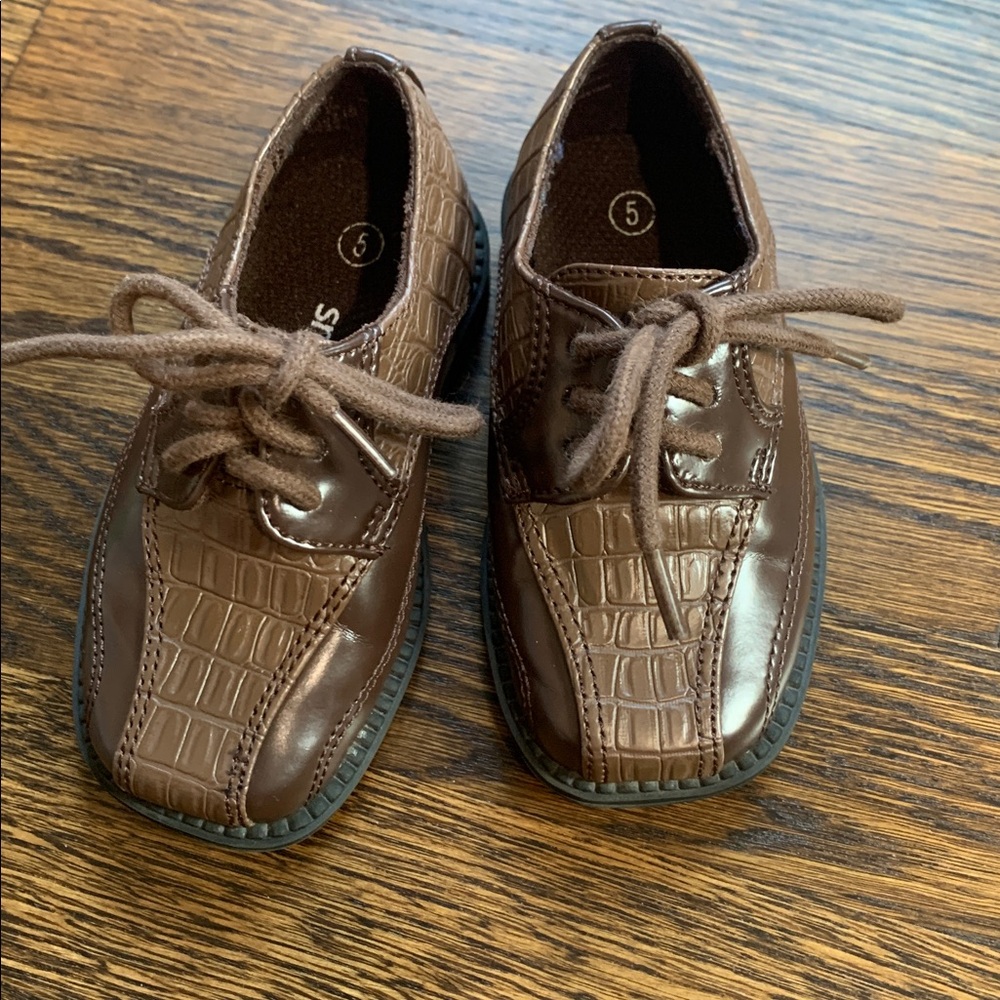 Smart Fit Brown Crocodile Pattern Lace-Up Shoes - Toddler 5